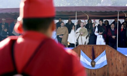 Dos “palos” para los gauchos fachos